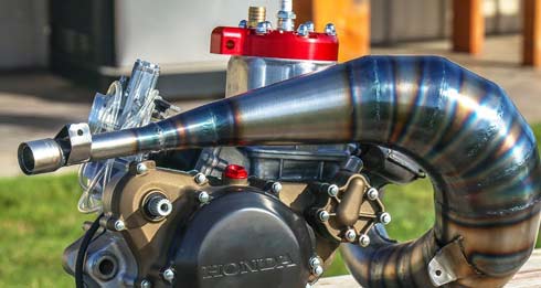 A Guide to Cleaning 2 Stroke Exhaust