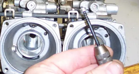 Easy Steps on How to Drain a Motorcycle Carburetor