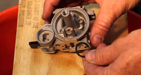 The Precautions for Draining a Motorcycle Carburetor
